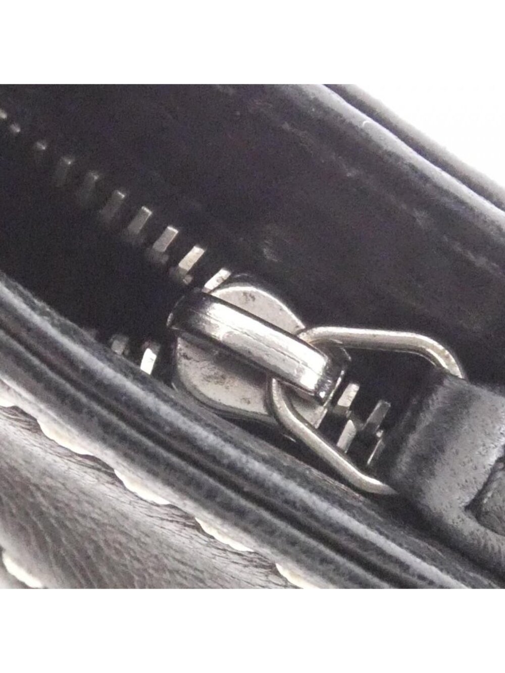 Chanel Pouch Black - Picture 6 of 9
